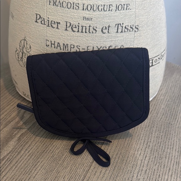 Vera Bradley Handbags - Vera Bradley Quilted Blue storage & organization jewelry travel case pre owned